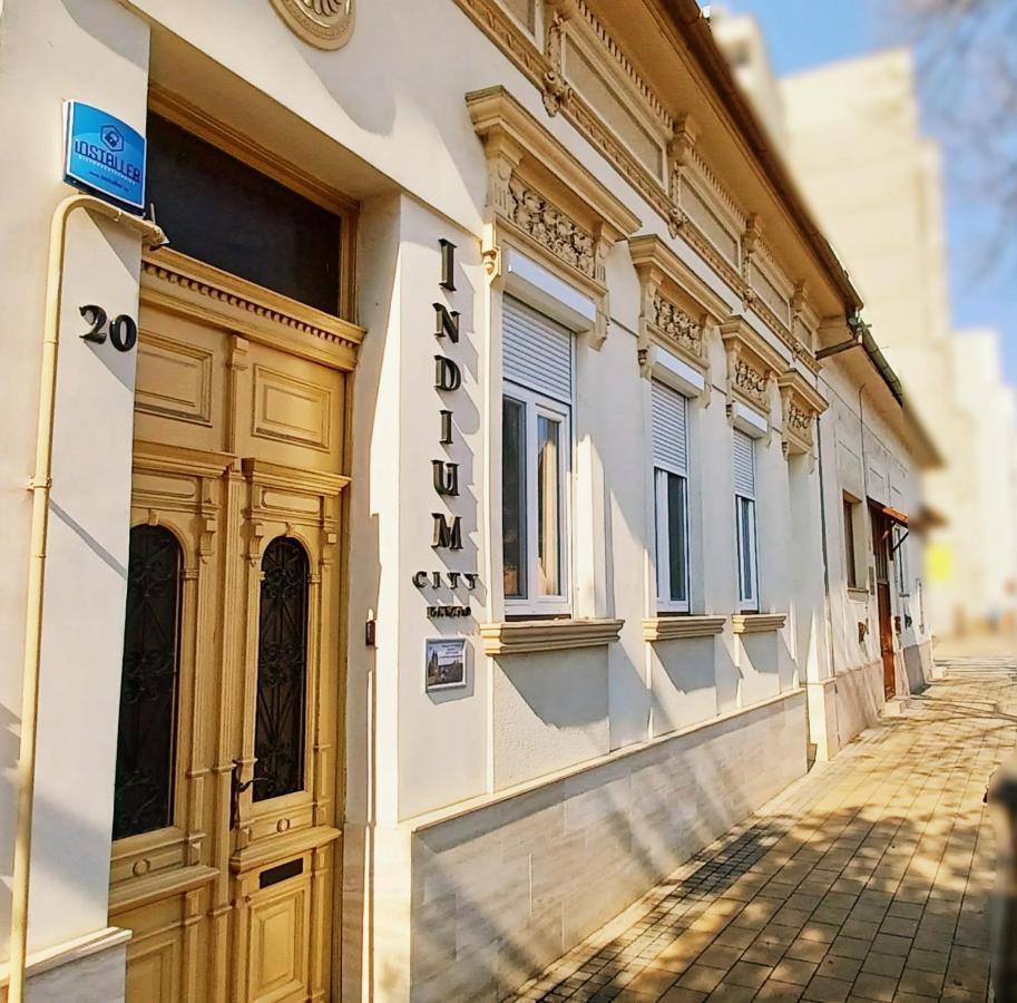 Indium City Panzio Eger Exterior foto