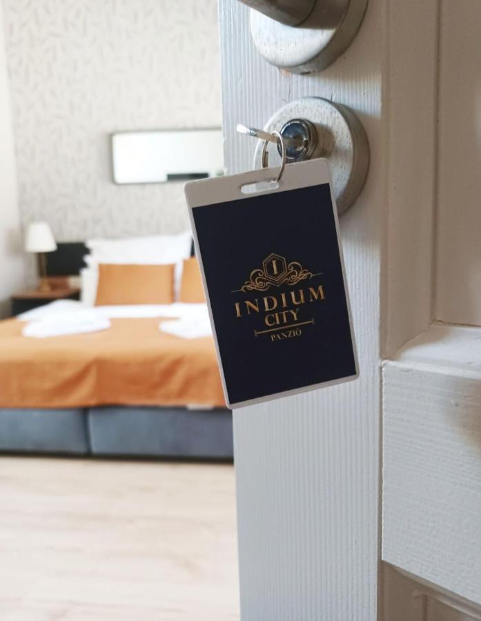 Indium City Panzio Eger Exterior foto